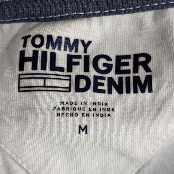 Men's AOP Tommy Hilfiger T-shirt Size Medium White and Blue - Picture 4 of 5